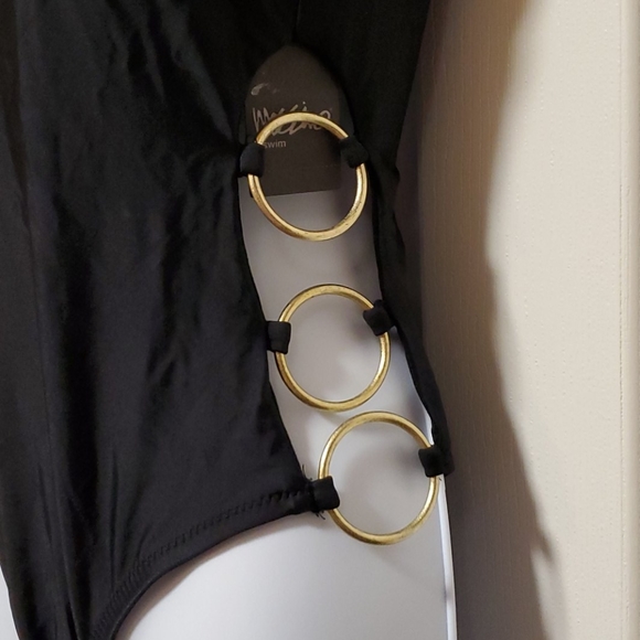 Mossimo swimsuit size small - Picture 5 of 8